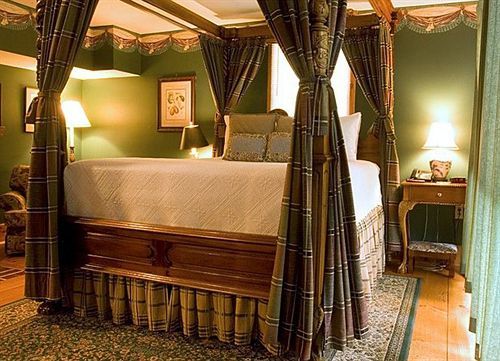 Hotel Three Chimneys